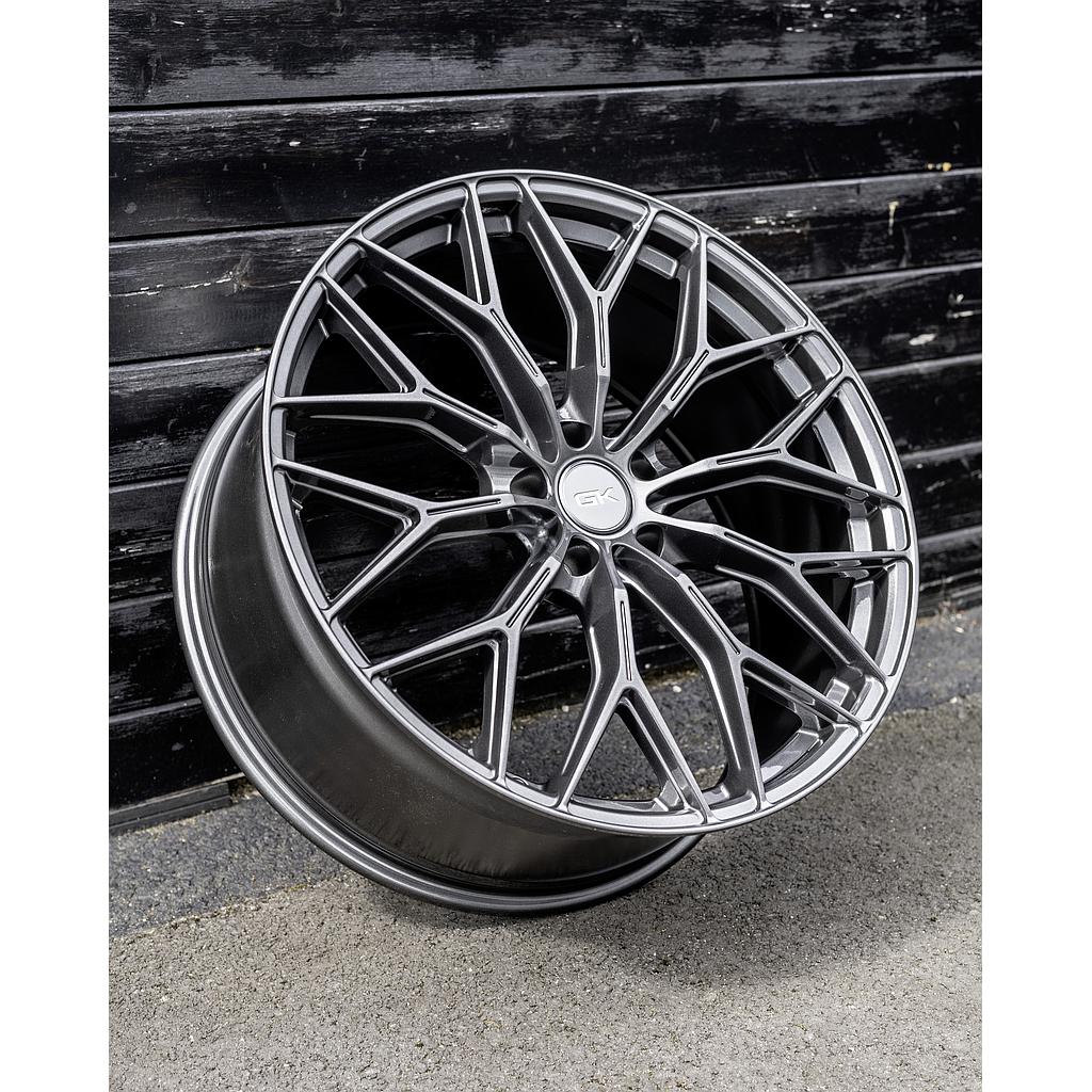 GK-R2 10,5 x 20 5/112 ET 40 Matt Gunmetal Ausstellungsfelge